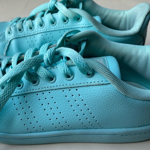 ❌SOLD❌ ADDIDAS Neo Cloadfoam Sneaker - Picture 4 of 6